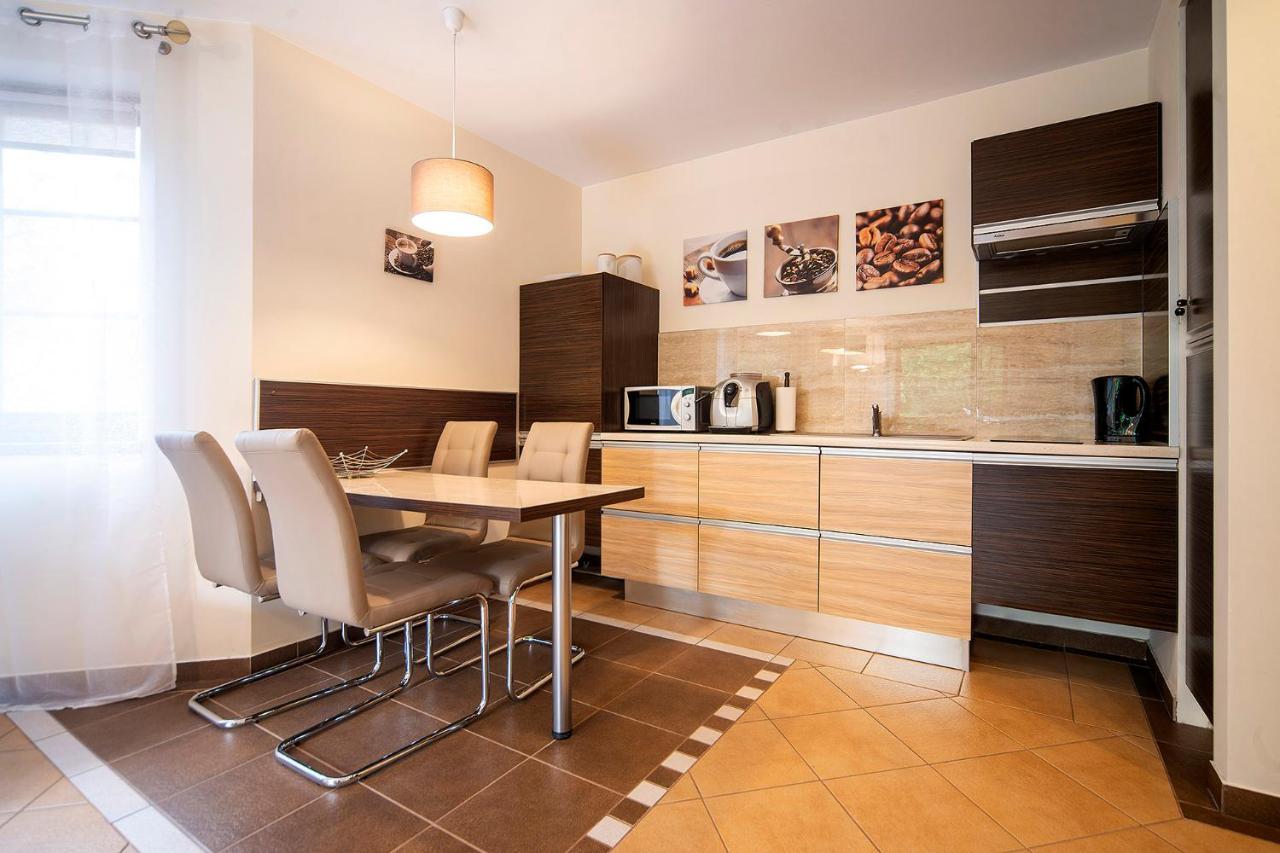 Apartamenty Sun Seasons 24 - Nadrzeczna I Centrum 카르파츠 외부 사진